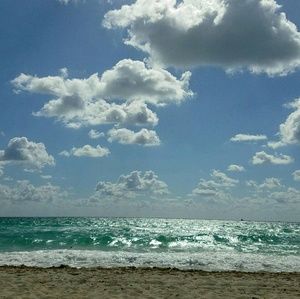 Meet your Posher, Avery